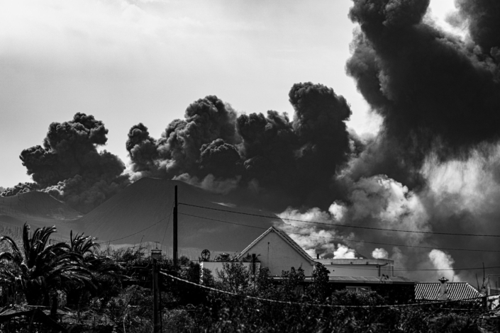 Exkursion Kanaren: Aschewolke Schwarzweiß Exkursion Kanaren: Aschewolke Schwarzweiß