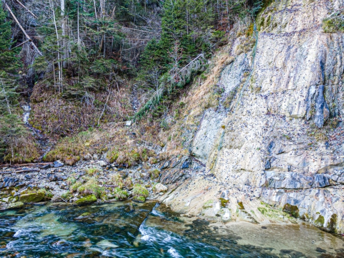 Exkursion Ammerschlucht Scheibum: Steilwand am Ammerufer (Drohnenaufnahme)