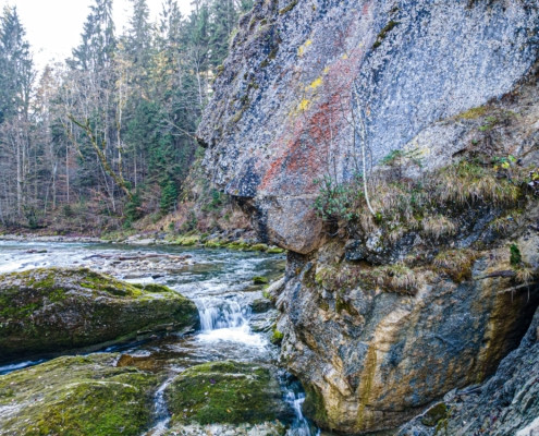 Exkursion Ammerschlucht Scheibum: Schichtrippen am Durchbruch (Drohnenaufnahme)
